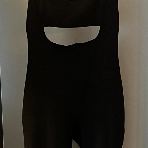 Black cut out jumpsuit XXL - Picture 2 of 12